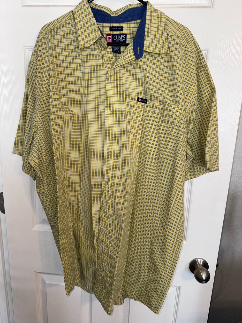 Chaps Men's Yellow and Navy Plaid Short-Sleeve Button-Down Shirt